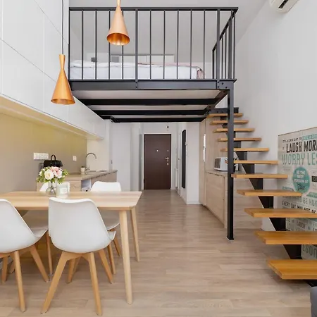Z Klimatyzacja Na Krakowskim Kazimierzu By Renters アパート *